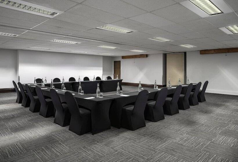 Protea Hotel By Marriott Johannesburg Wanderers