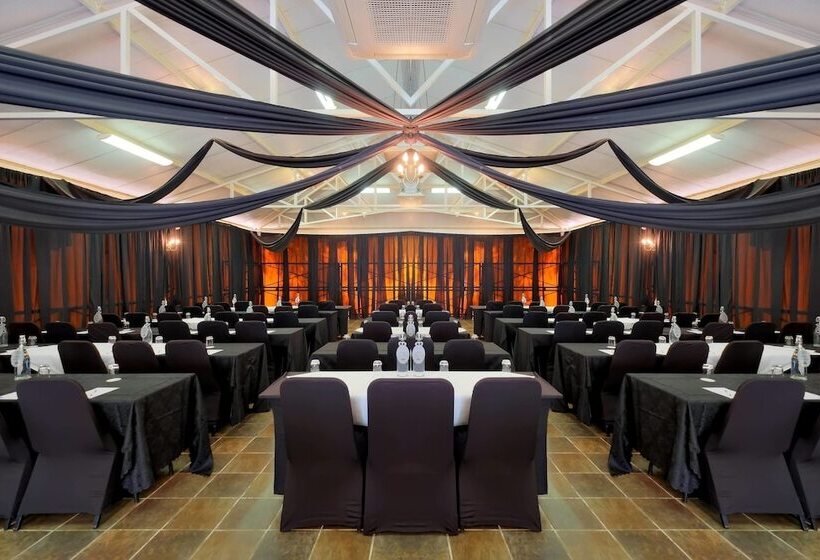 Protea Hotel By Marriott Polokwane Landmark