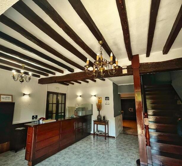 هتل Puerto Calderon