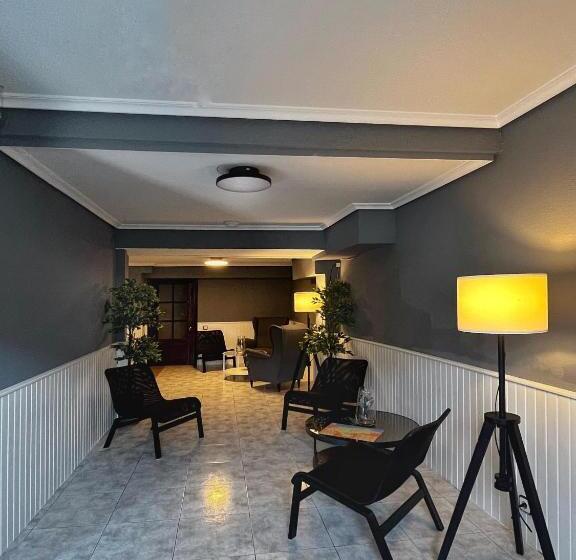 هتل Puerto Calderon