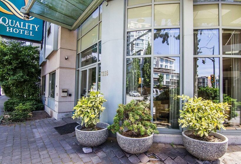 Quality Hotel Airport South