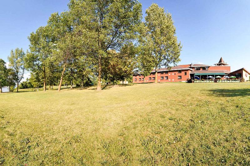 فندق Quality Inn