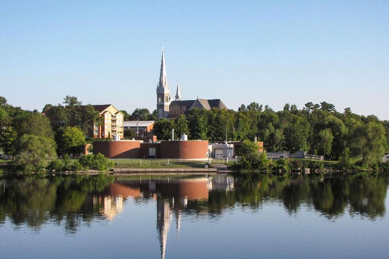 فندق Quality Inn