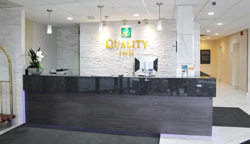 فندق Quality Inn