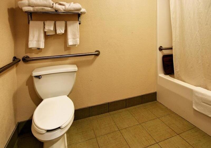 هتل Quality Inn Edmund Pettus Bridge Area
