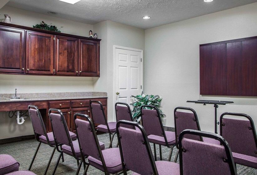 فندق Quality Inn