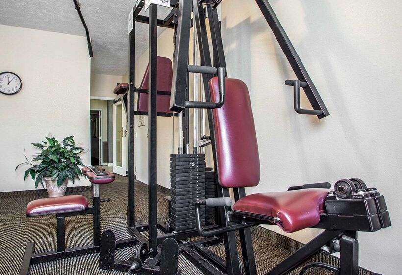 فندق Quality Inn