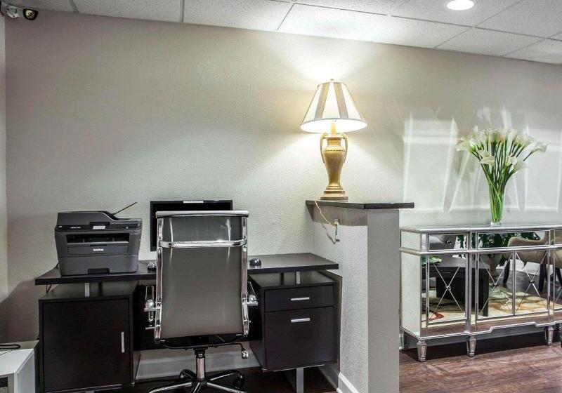 فندق Quality Inn