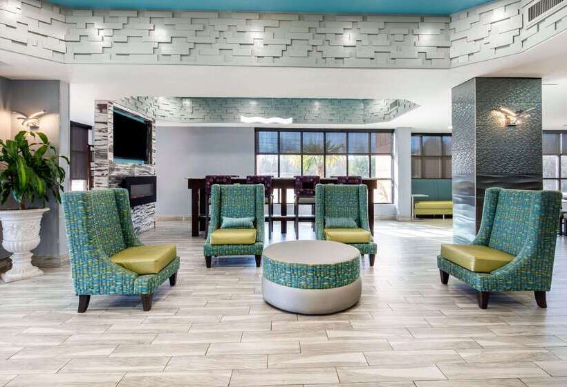 Отель Quality Inn & Suites Montgomery East Carmichael Rd