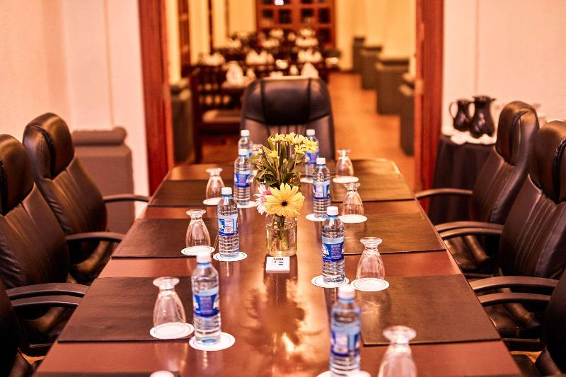 Quality Hotel Real Aeropuerto San Salvador