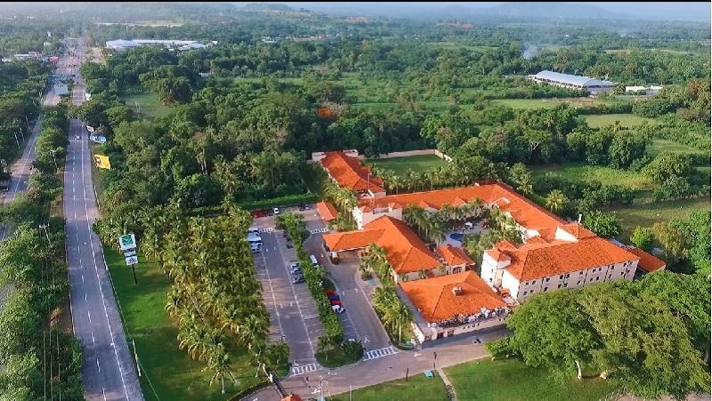 Quality Hotel Real Aeropuerto San Salvador