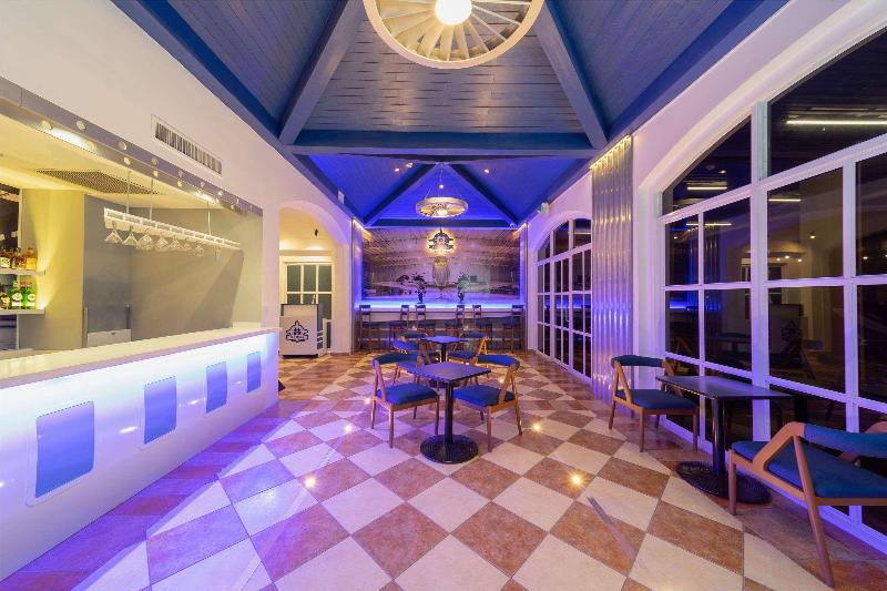 Quality Hotel Real Aeropuerto San Salvador