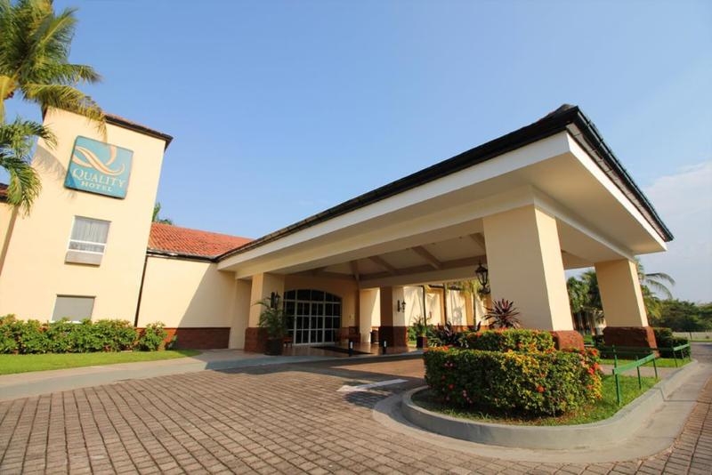 Quality Hotel Real Aeropuerto San Salvador
