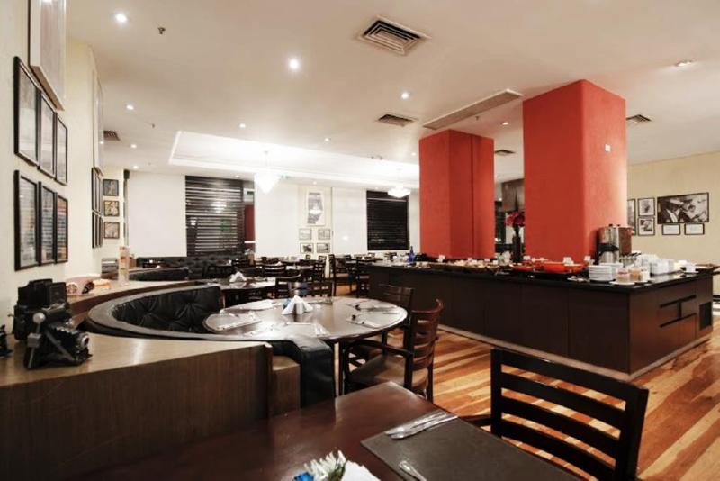 Отель Quality Suites Alphaville