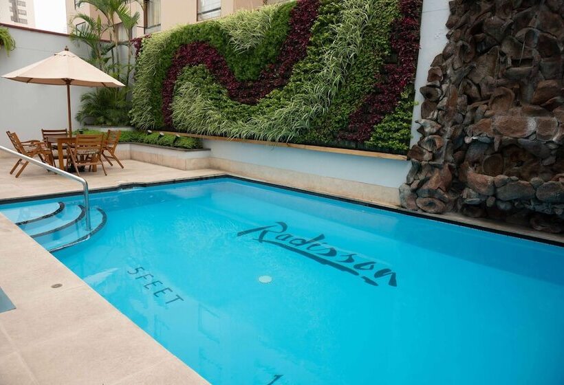 Radisson Hotel San Isidro