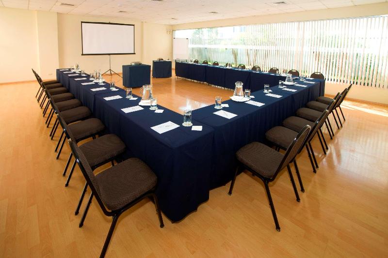 Radisson Hotel San Isidro