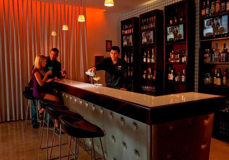 Radisson Hotel San Isidro