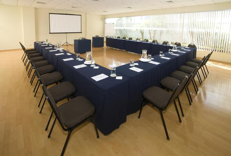 Radisson Hotel San Isidro