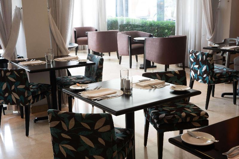 Radisson Hotel San Isidro