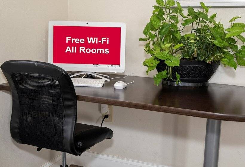 هتل Red Roof Inn & Suites Oxford