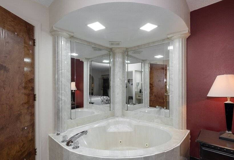 هتل Red Roof Inn & Suites Oxford