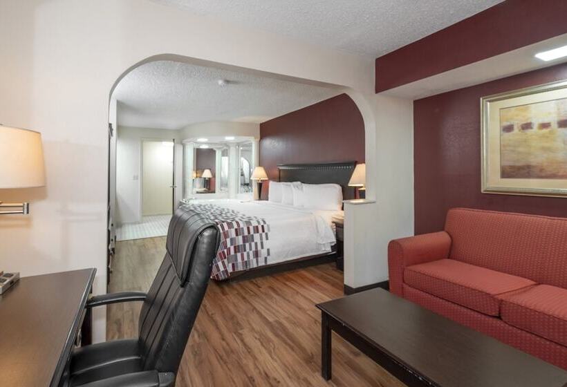 هتل Red Roof Inn & Suites Oxford