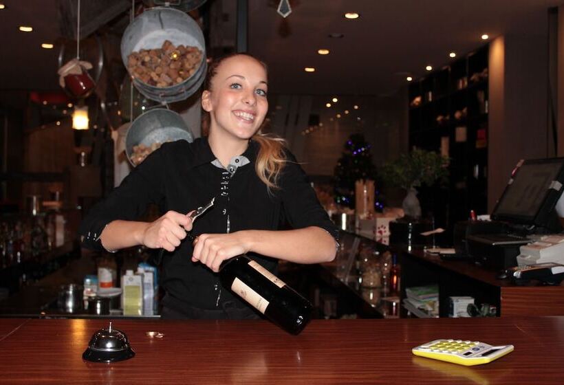 هتل Repubblica Marinara