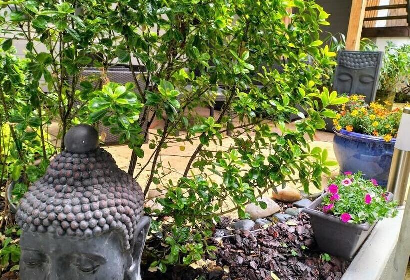 Отель Restaurant Herard