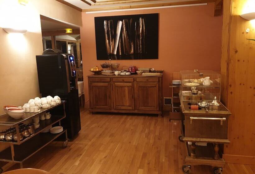 호텔 Restaurant La Buffe