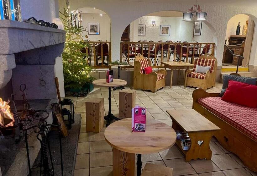 Отель Restaurant Le Clos