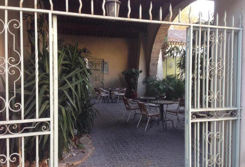 בית מלון כפרי Restaurant Le Commerce