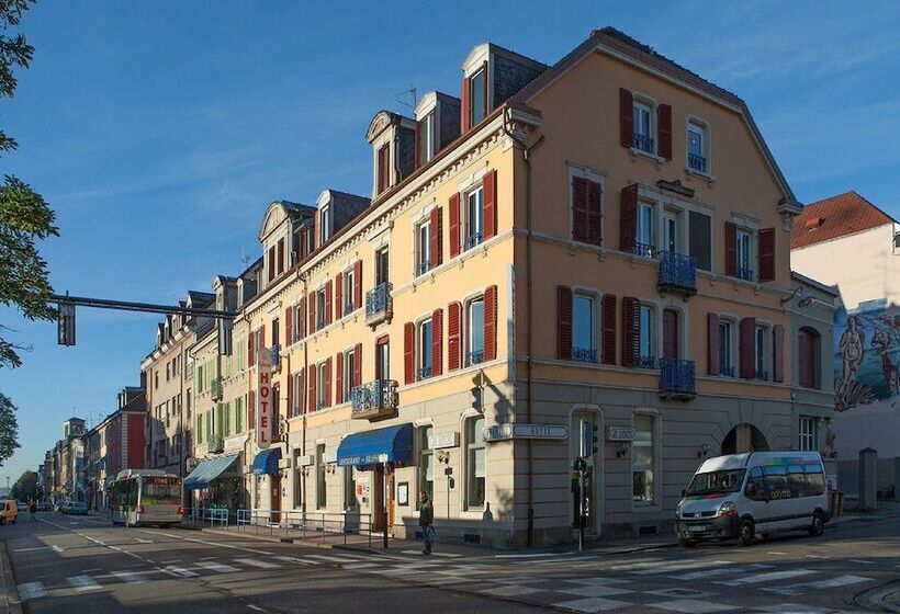 בית מלון כפרי Restaurant Les Capucins