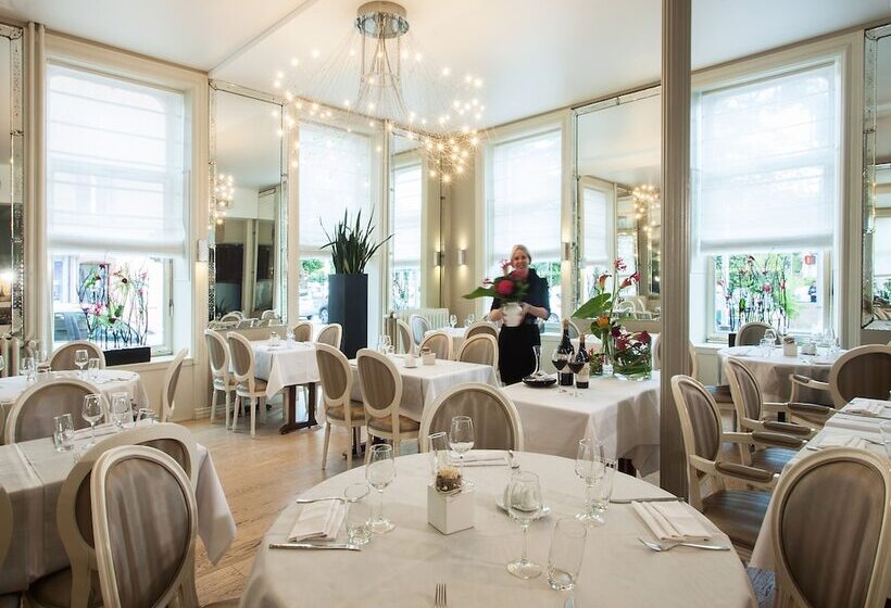 בית מלון כפרי Restaurant Les Capucins