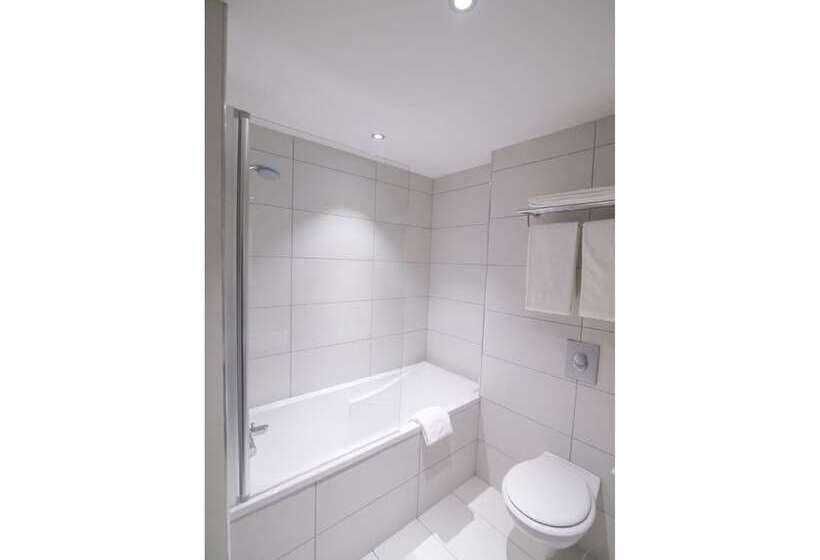 בית מלון כפרי Restaurant Les Capucins