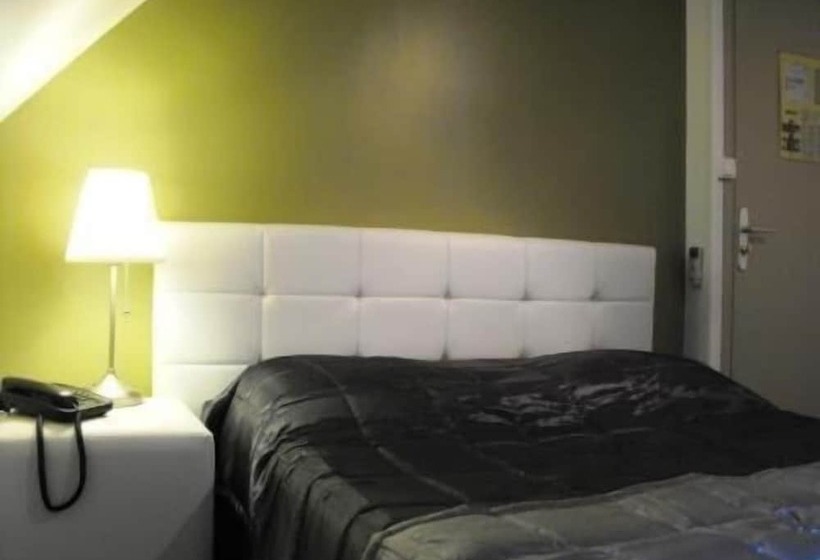 호텔 Logis Hôtel Restaurant Les Capucins