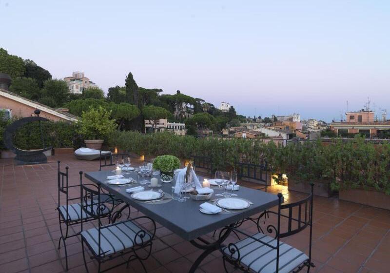 Rocco Forte Hotel De Russie