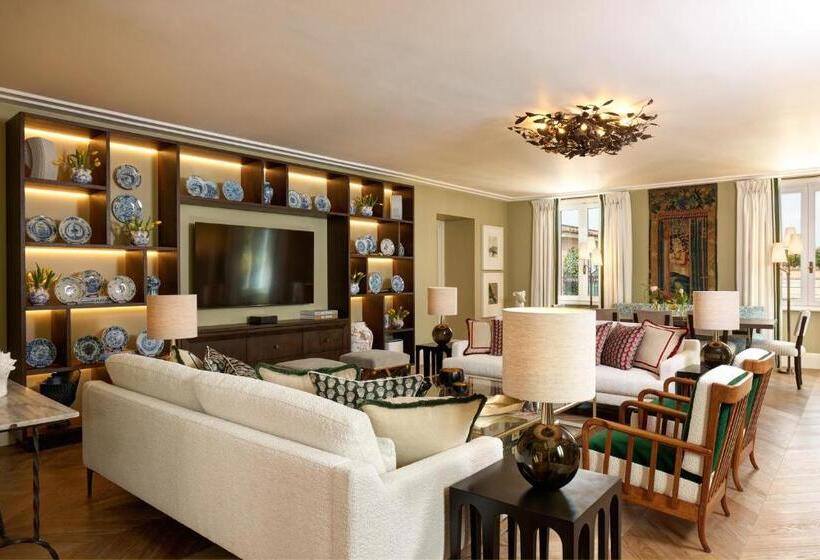 Rocco Forte Hotel De Russie