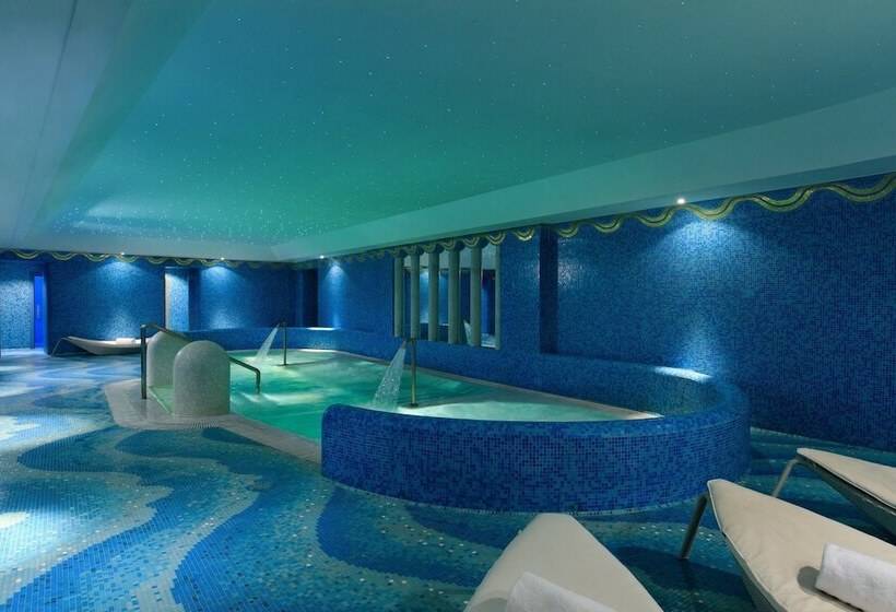 Rocco Forte Hotel De Russie