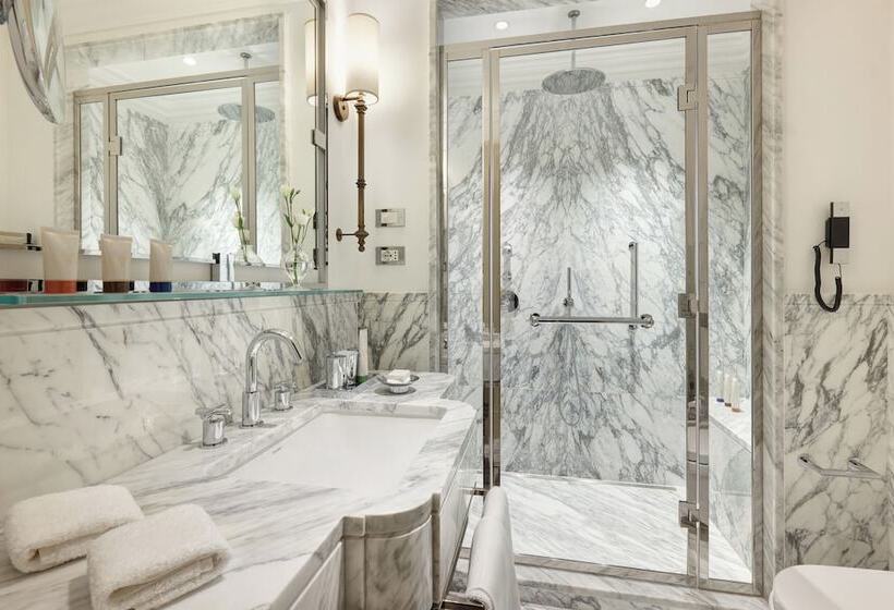 Rocco Forte Hotel De Russie