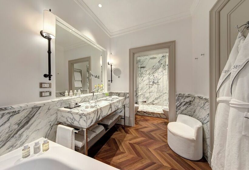 Rocco Forte Hotel De Russie