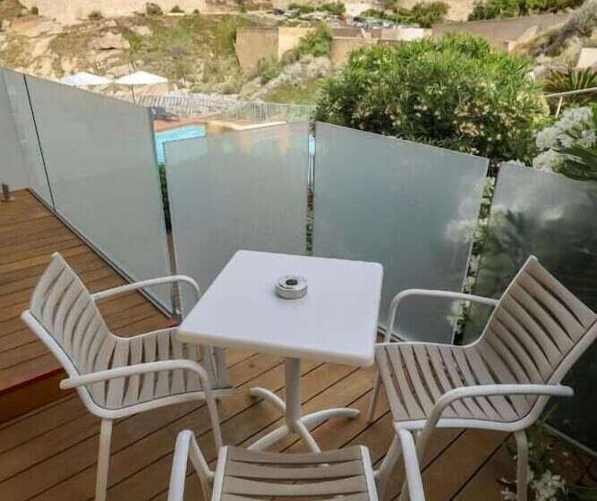 هتل Saint Christophe