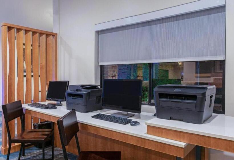 هتل Sleep Inn & Suites Tempe Asu Campus