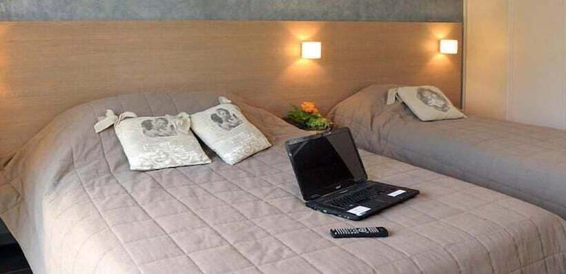 ホテル The Originals City, Hôtel De France, Bessinessurgartempe