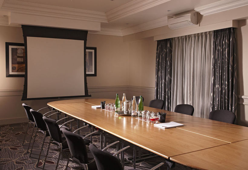 ホテル Thistle Euston