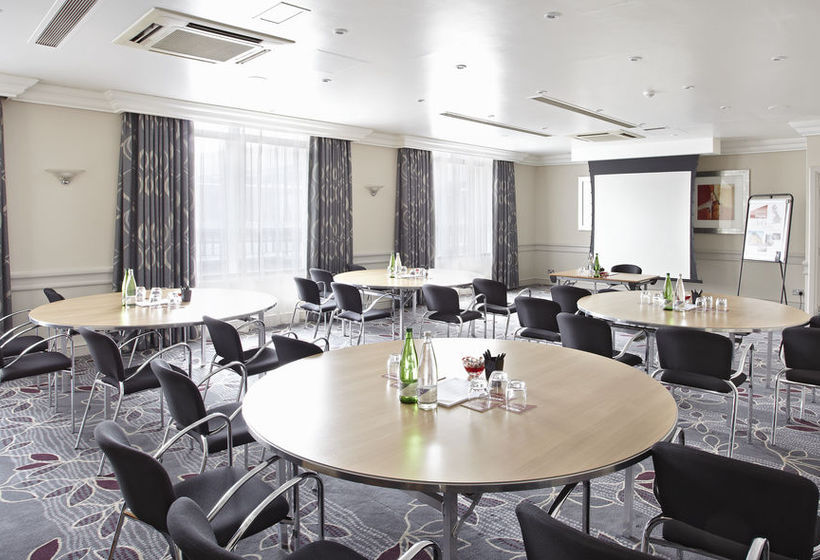 ホテル Thistle Euston