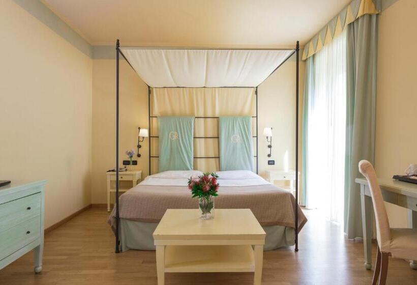 酒店 Th Tirrenia   Green Park Resort