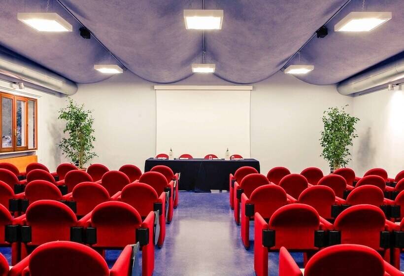 酒店 Th Tirrenia   Green Park Resort