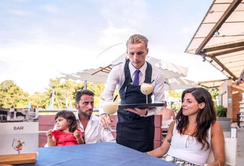 酒店 Th Tirrenia   Green Park Resort