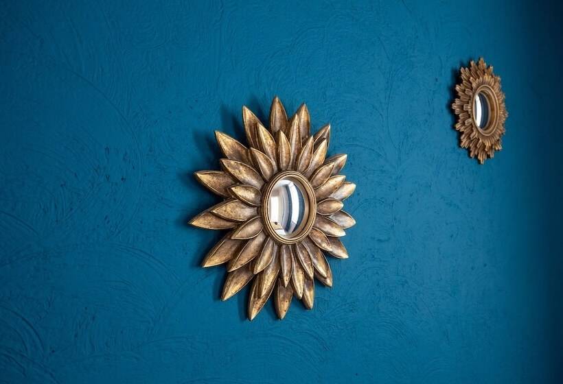 Отель Logis Hôtel Restaurant L Essille