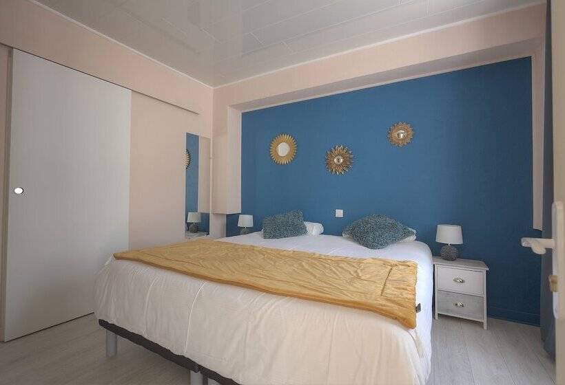 Отель Logis Hôtel Restaurant L Essille